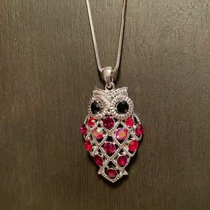 Super cute owl necklace with rhinestones
